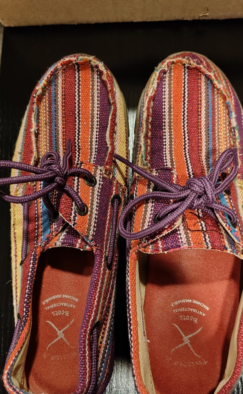 Twisted X Women's WDM0047 Purple Multi Serape Stripe Driving Mocs Boat Sz 8.5 - Picture 2 of 8